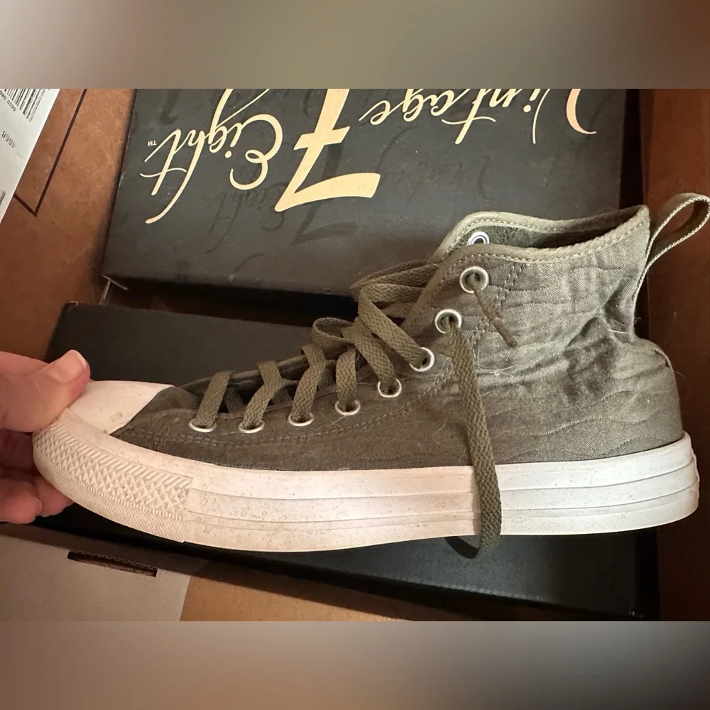 Converse Olive High-Top ‘Quilted’ Sneakers. Chuck Taylor All-Star - Picture 2 of 4